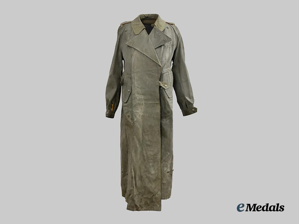 germany,_heer._a_late-_war_motorcyclist_overcoat___m_n_c8691