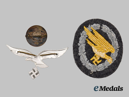 germany,_third_reich._a_mixed_lot_of_insignia___m_n_c8797