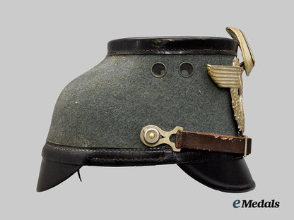 germany,_ordnungspolizei._an_e_m/_n_c_o’s_shako,_owner-_attributed_example,_by_h._becker&_co.___m_n_c8802