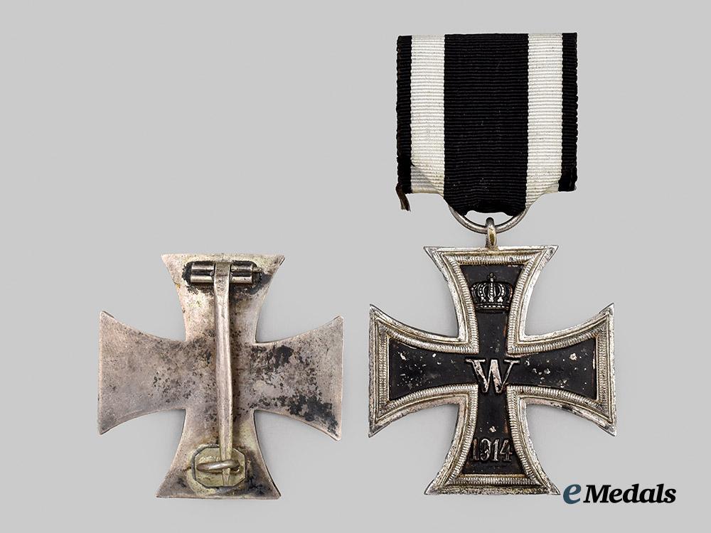 germany,_imperial._a_pair_of1914_iron_crosses,_i_i_and_i_class___m_n_c9021