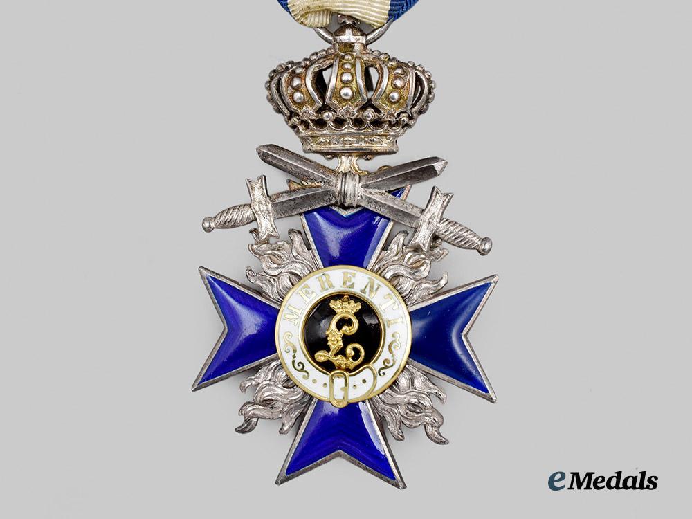 bavaria,_kingdom._an_order_of_military_merit,_i_v_class_cross_with_crown_and_swords,_c.1915___m_n_c9052