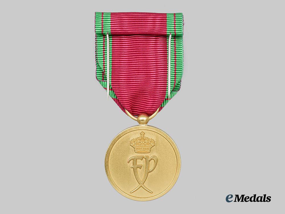 belgium,_kingdom._a_long_service_medal_for_royal_donation_services___m_n_c9108