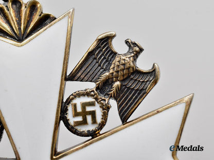 germany,_third_reich._an_order_of_the_german_eagle,_i_i_i_class_cross_with_case,_by_gebrüder_godet___m_n_c9269