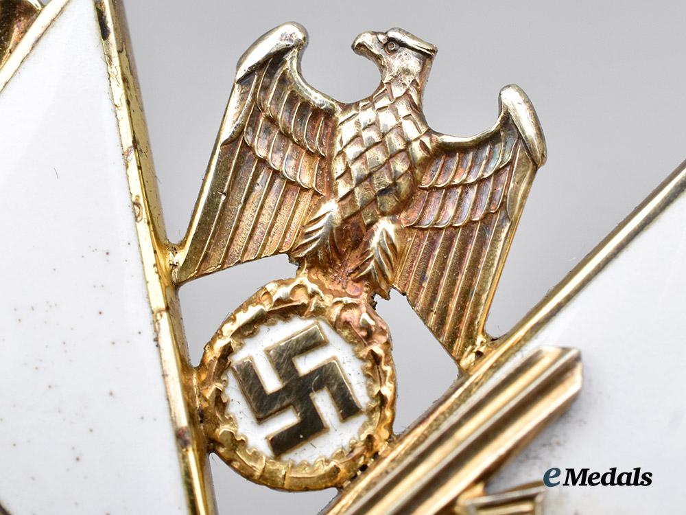 germany,_third_reich._a_rare_order_of_the_german_eagle,_grand_cross_with_swords_set_with_case,_by_gebrüder_godet___m_n_c9408