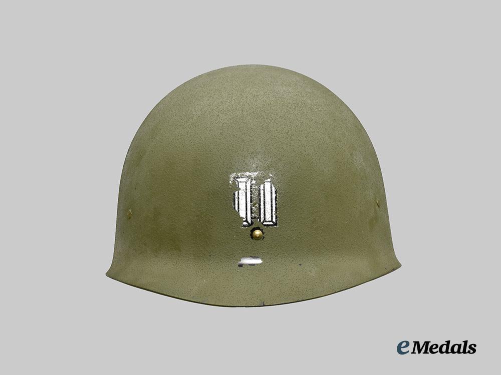 international._a_lot_of_german_and_an_american_steel_helmets___m_n_c9417