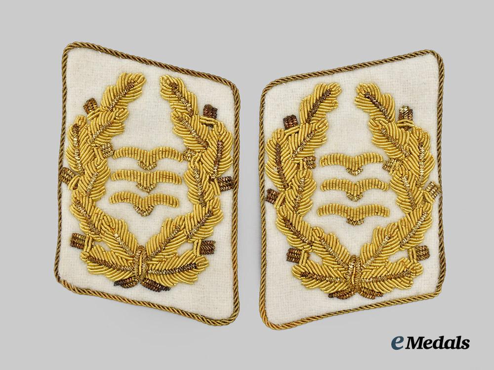 germany,_luftwaffe._a_mint_set_of_general_der_flieger_collar_tabs___m_n_c9460