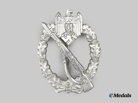 germany,_wehrmacht._an_infantry_assault_badge,_silver_grade,_unknown_maker_variant___m_n_c9467