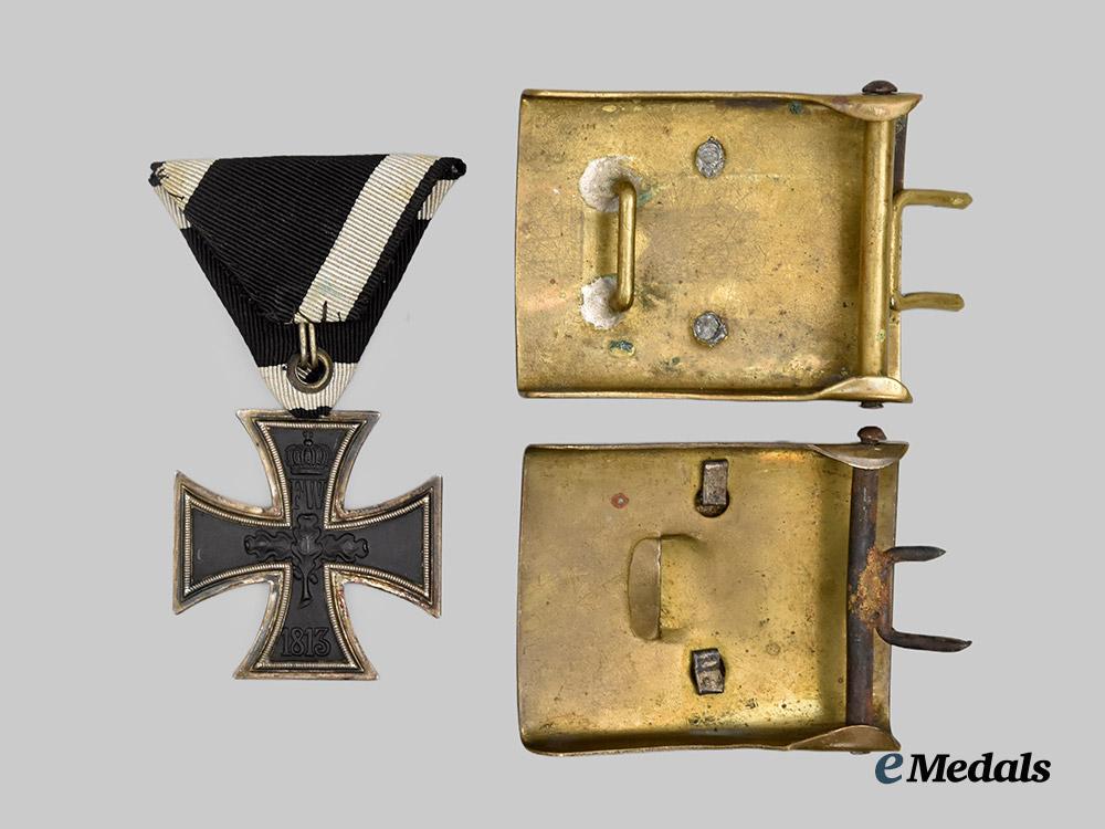 germany,_imperial._a1914_iron_cross_i_i_class,_with_heer_enlisted_personnel_belt_buckles___m_n_c9505