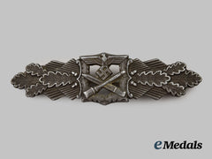 Germany, Wehmacht. A Close Combat Clasp, Bronze Grade, by Friedrich Linden