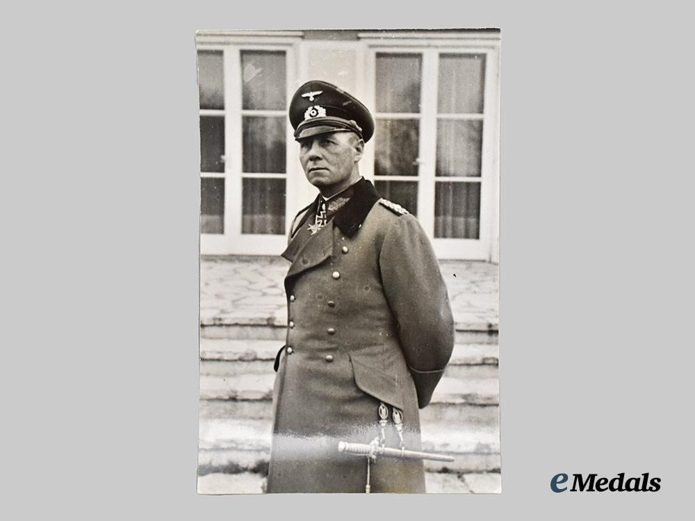 germany,_wehrmacht._a_lot_of_imperial_war_museum_press_photos_featuring_notable_commanders___m_n_c9669