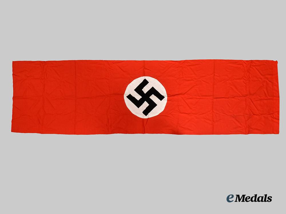 germany,_n_s_d_a_p._a_large_banner_flag___m_n_c9686