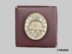 Germany, Wehrmacht. A Silver Grade Wound Badge, with Case, by Josef Rückert & Sohn