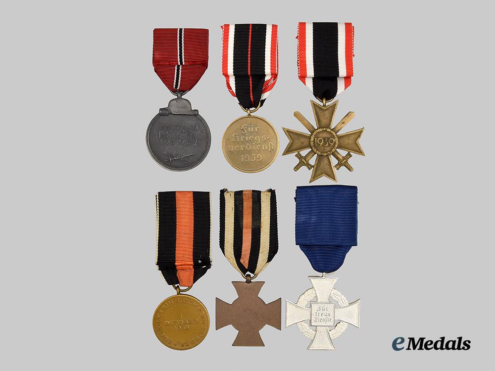 germany,_third_reich._a_mixed_lot_of_awards_for_military_and_civil_service___m_n_c9758