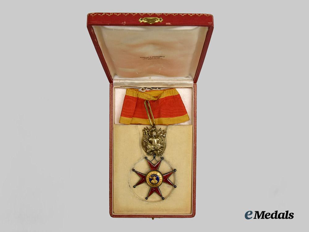 vatican,_papal_state._a_cased_order_of_st._gregory_the_great,_i_i._class_knight_commander_for_military_merit,_c.1910___m_n_c9872