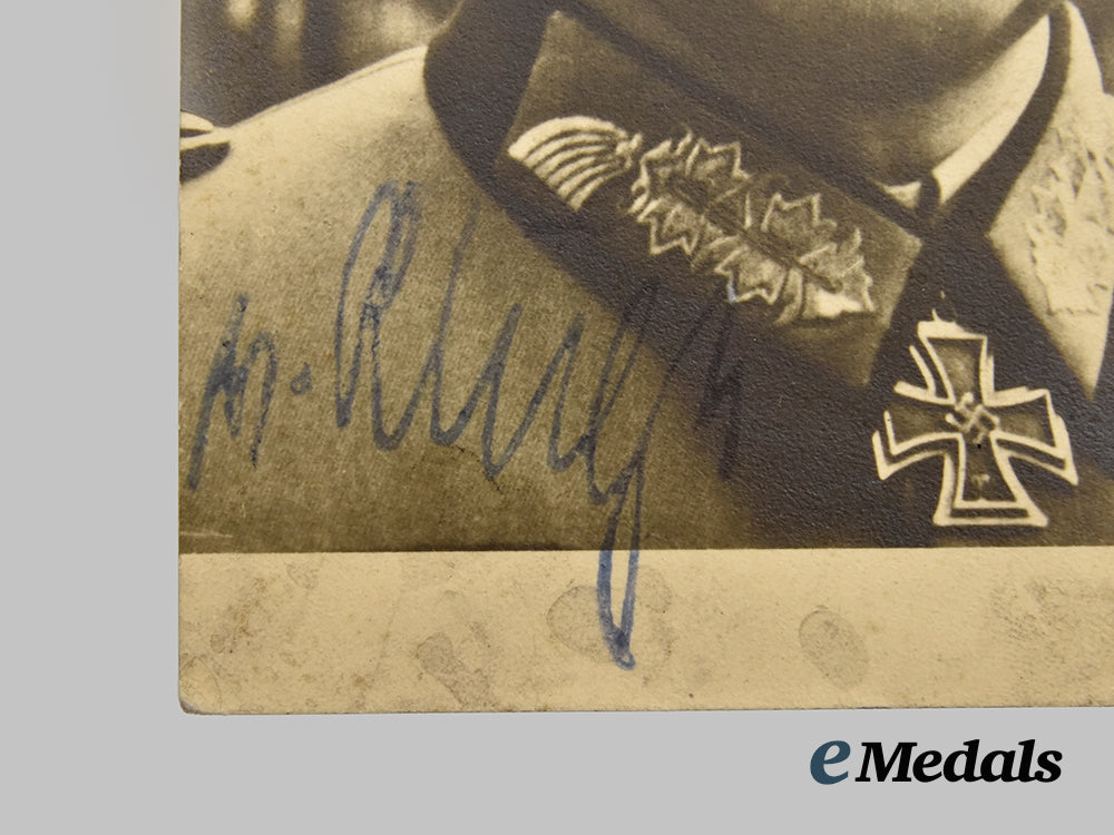 germany,_wehrmacht._a_wartime_signed_photograph_of_generalfeldmarschall_günther_von_kluge___m_n_c9915