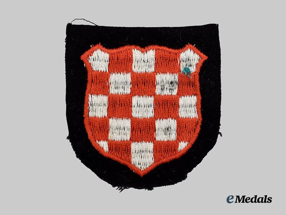 germany,_s_s._a13th_waffen_mountain_division_of_the_s_s_handschar(1st_croatian)_sleeve_insignia___m_n_c9925