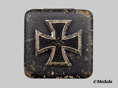 Germany, Wehrmacht. A 1939 Iron Cross I Class, with Case, by C.F. Zimmermann