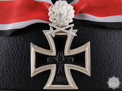 A 1957 Knight's Cross Of The Iron Cross With Swords And Oak Leaves

Consignment #29