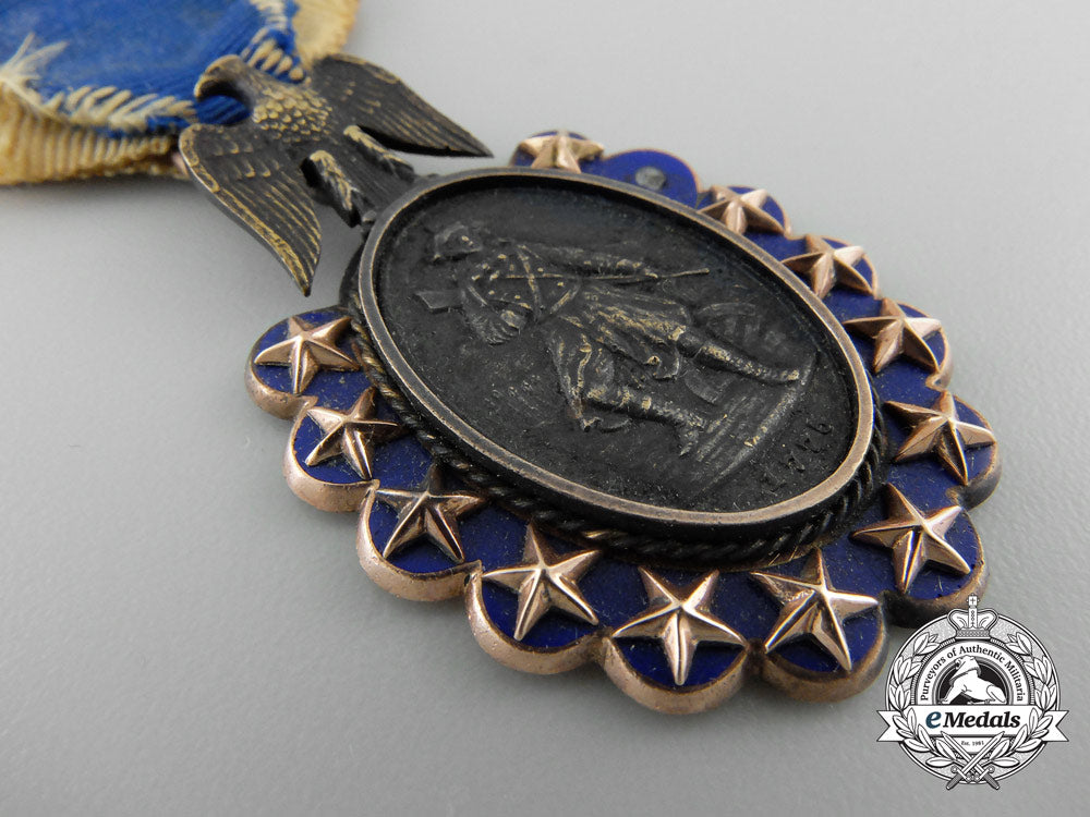 a_gold_sons_of_the_revolution_medal_to_grandson_of_major_general_arthur_st._clair_a_2068_1_1_1_1_1