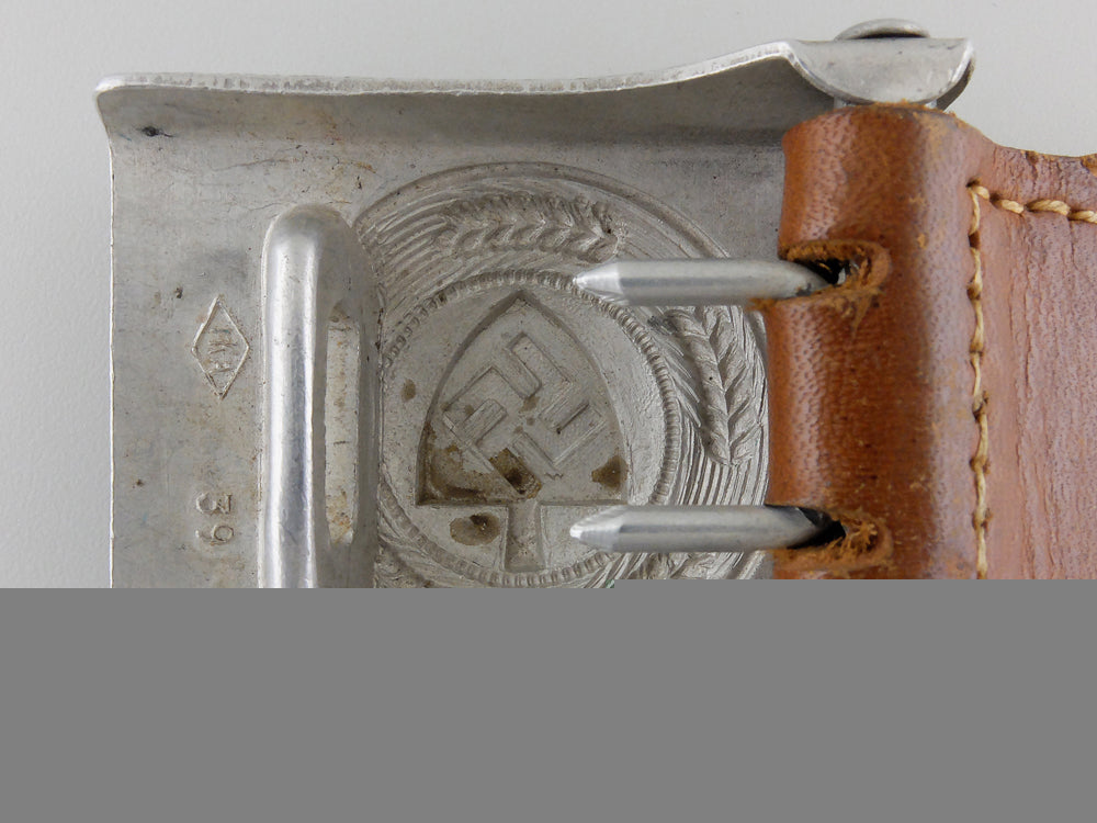 an_r.a.d._belt_buckle_by_ika_with1939_tab_a_397