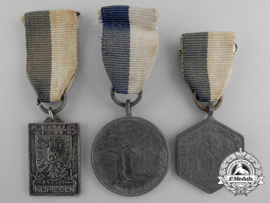 three_second_world_war_era_royal_dutch_touring_club_travellers'_association_medals_a_7914