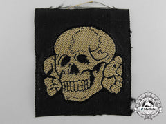 An Ss Tropical Skull Cloth Insignia