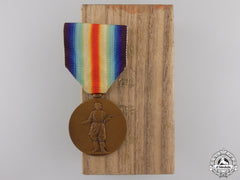 A First War Japanese Victory Medal With Case