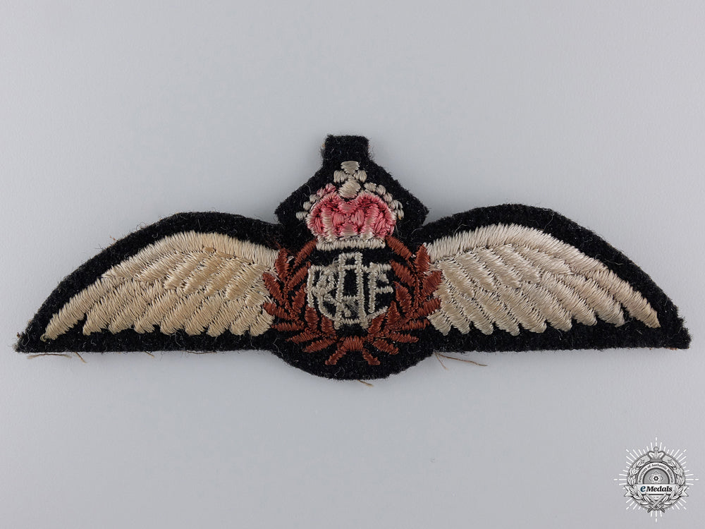 a_second_war_canadian_pilot_wing_a_second_war_can_54eb88997d318