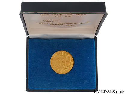 a_solid_gold_apollo-_soyuz_test_project_commemorative_medal_a_solid_gold_apo_516d89c5140f6