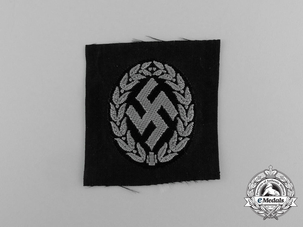 a_mint_and_unissued_schuma_nco’s_m43_cap_insignia_aa_3188