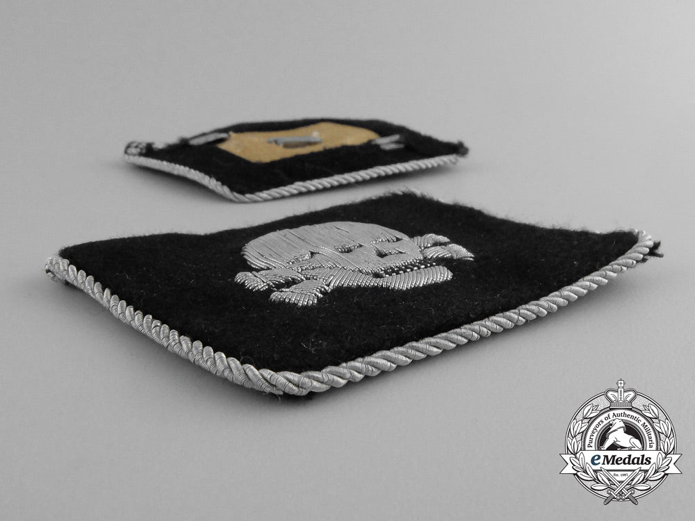 a_fine_set_of_waffen-_ss3_rd_panzer_division“_totenkopf”_untersturmführer_collar_tabs_aa_8601_1