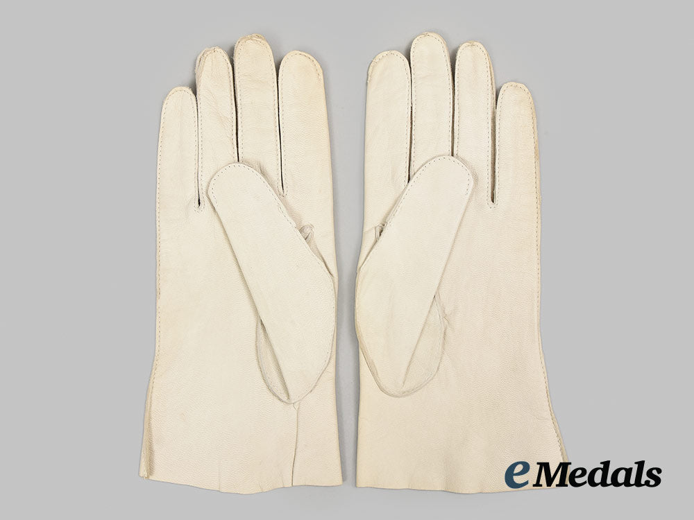 germany,_wehrmacht._a_pair_of_leather_officer’s_gloves_ai1_3566_1