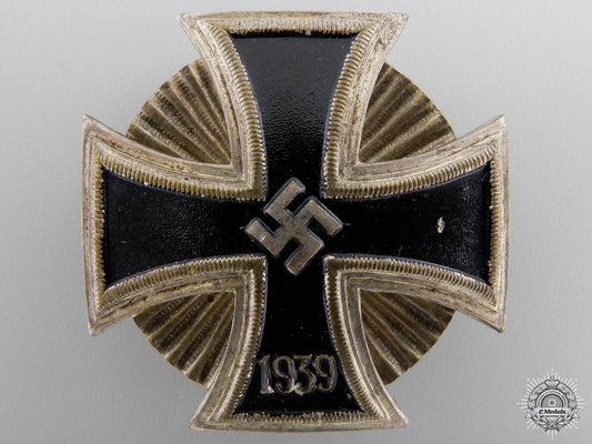 an_iron_cross1_st_class1939;_schinkel_version_by_wilhelm_deumer_an_iron_cross_1s_550715e357fd8