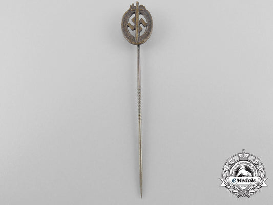 a_very_rare_miniature_coburg_badge_stickpin_b_2725