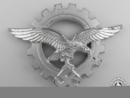 a_luftwaffe_civilian_technician’s_officer’s_visor_cap_badge_b_326