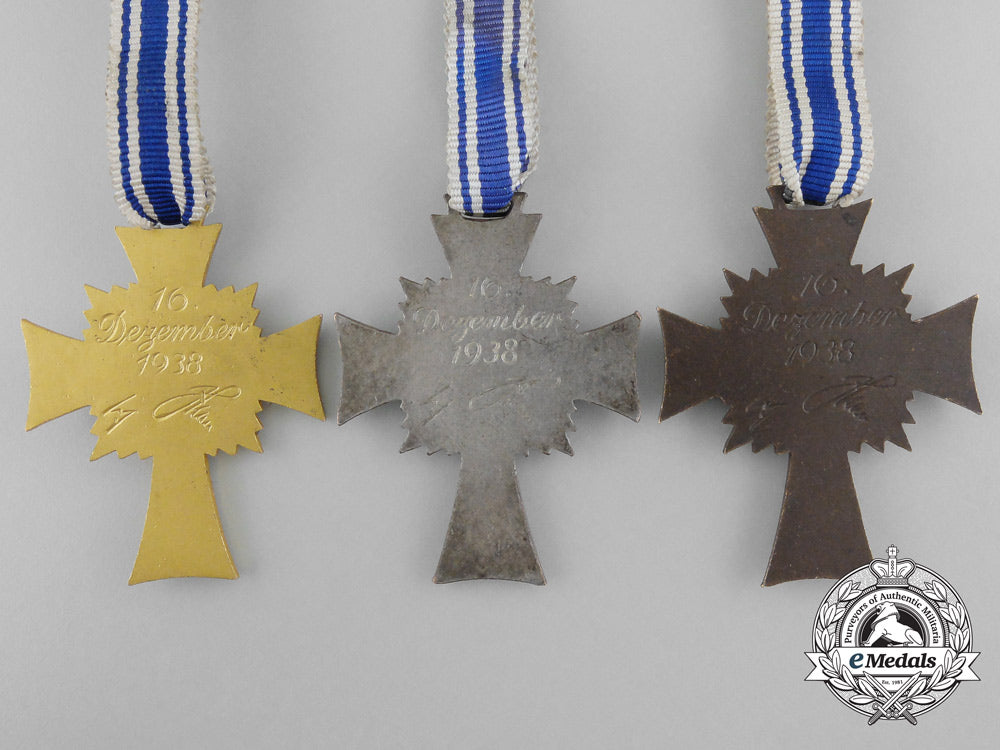 three_german_mother's_crosses;_gold,_silver&_bronze_b_5549