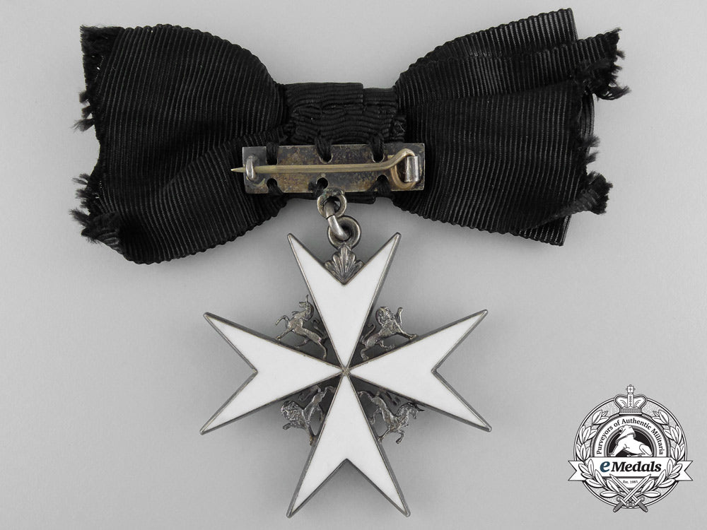 an_order_of_st._john,_commander;_sister's_badge_with_case_b_6840