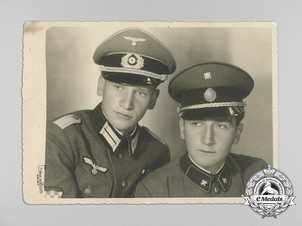 a_german&_croatian_officer_postcard_b_7927