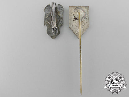 two_honour_of_the_colonial_bund_stickpins_b_8665