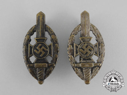 two_nskov(_national_socialist_war_victim’s_care)_membership_badges_bb_0178