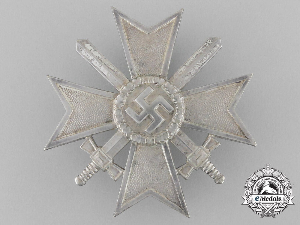 a_war_merit_cross_first_class_with_swords_by_julius_bauer&_söhne_bb_0455