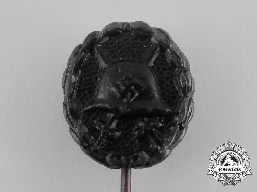 a_second_war_german_black_grade_wound_badge_miniature_stick_pin_bb_0640