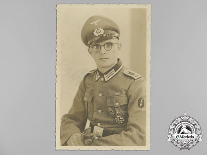 a_wartime_photo_of_panzer_feldwebel_with_ek1&_hj_badge_bb_1353