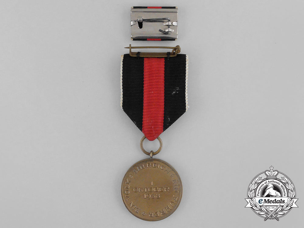 an_entry_into_the_sudetenland_commemorative_medal_in_its_original_case_of_issue_bb_2850