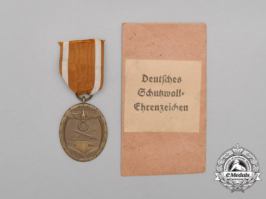 a_german_defence_wall(_west_wall)_medal_in_its_packet_of_issue_by_friedrich_orth_of_vienna_bb_3064