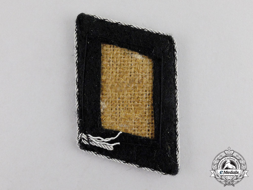 germany._a_mint_ss_totenkopf_officer’s_collar_tab_c17-478_1