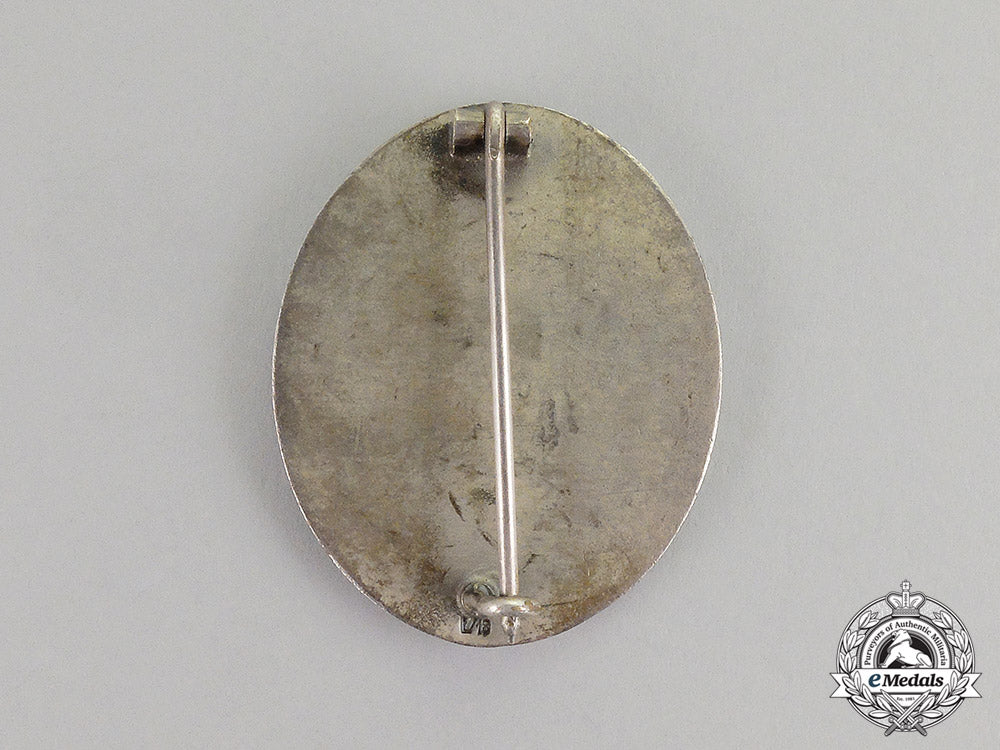 germany._a_silver_grade_wound_badge_by_b.h._mayer_of_pforzheim_c17-5723