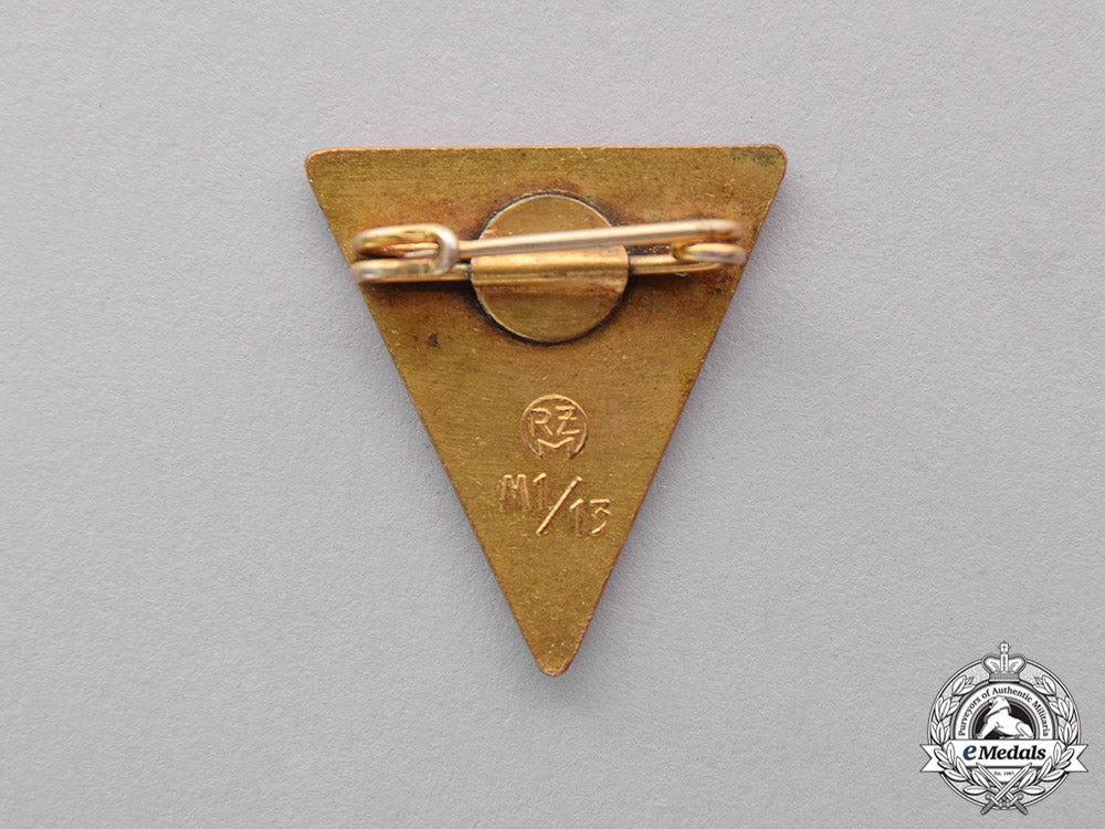 germany._a_national_socialist_women’s_league_membership_badge;_small_version_c17-889_1