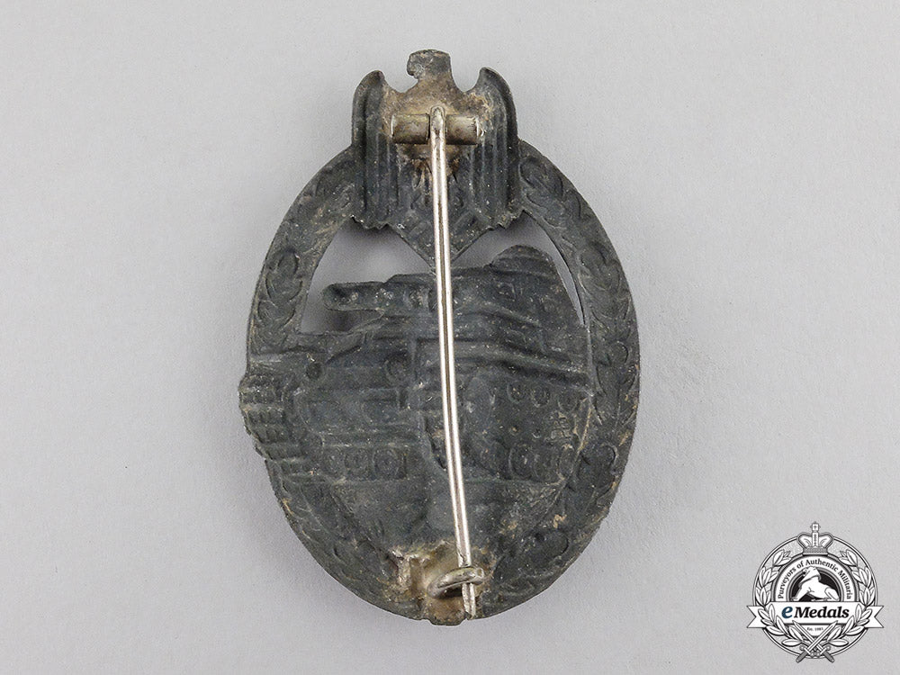 germany._a_second_war_period_silver_grade_tank_badge_c17-908