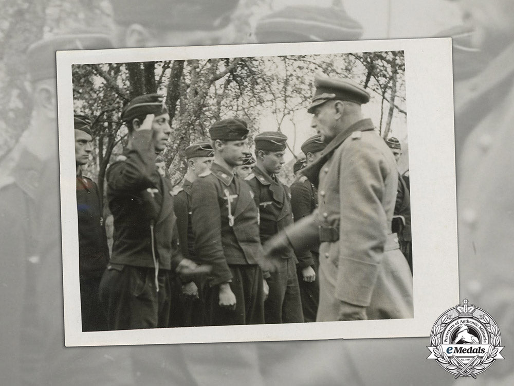 germany,_heer._a_wartime_photo_of_von_lauchert&_hansen,_toop_inspection_of_panzer_regiment35_c17-933_2